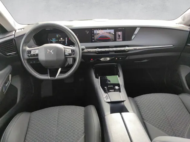 DS Automobiles 4 1.6 E-Tense Trocadero