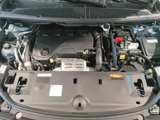 Peugeot 3008 1.6 PHEV GT
