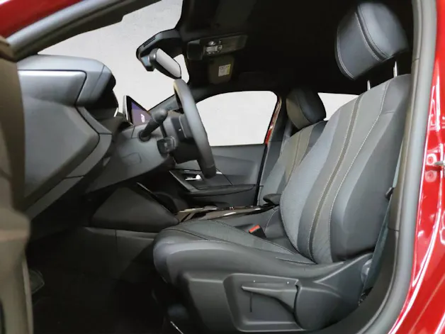 Peugeot 2008 1.2 Hybrid 145 Allure