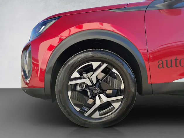 Peugeot 2008 1.2 Hybrid 145 Allure
