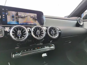 MERCEDES-BENZ A 250 AMG Line 4Matic