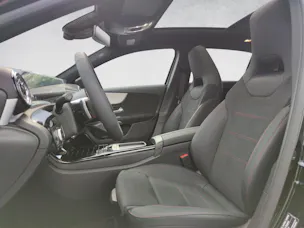 MERCEDES-BENZ A 250 AMG Line 4Matic