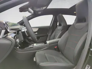 MERCEDES-BENZ A 250 AMG Line 4Matic