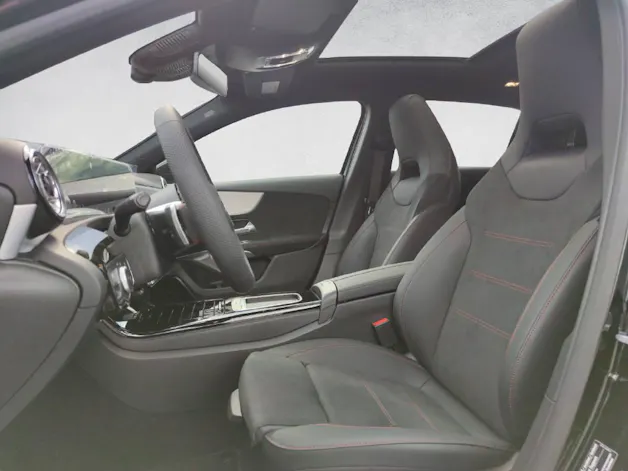 Mercedes-Benz A 250 AMG Line 4Matic