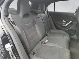 MERCEDES-BENZ A 250 AMG Line 4Matic