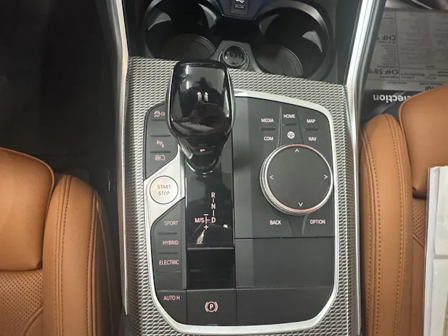 BMW 320e SAG