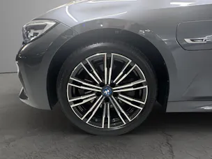 BMW 320e SAG
