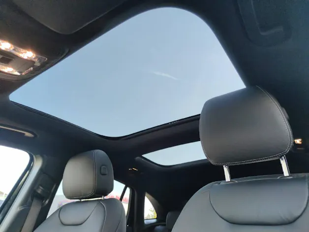 Mercedes-Benz EQA 350  AMG Line 4Matic Swiss Star
