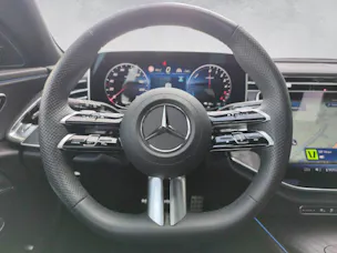 Mercedes-Benz E 300 de AMG Line 4Matic T-Modell