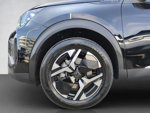 Peugeot 2008 1.2 Hybrid 145 GT