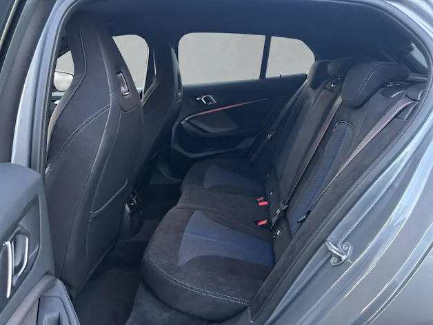 BMW M135i xDrive (CH)