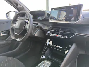 Peugeot 208 1.2 Hybrid 145 GT
