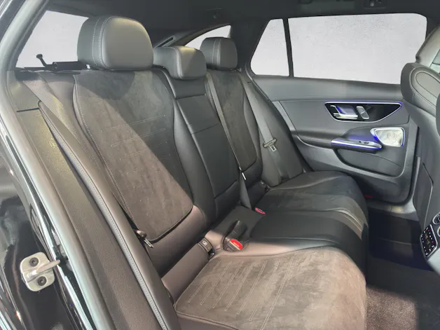 MERCEDES-BENZ C 300 de AMG Line 4Matic T-Modell