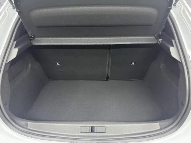 Peugeot 208 1.2 Hybrid Allure