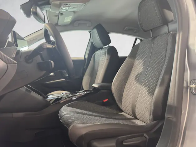 Peugeot 208 1.2 Hybrid Allure
