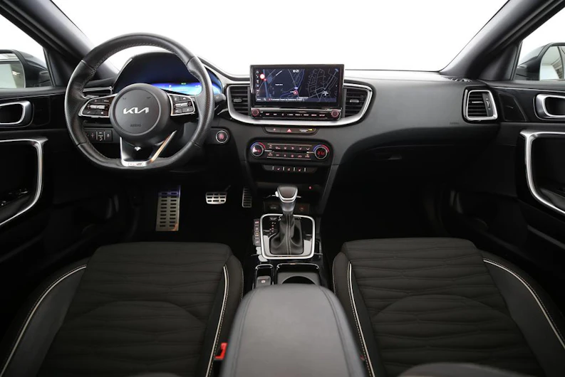 image du véhicule KIA CEED