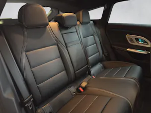 MERCEDES-BENZ CLA 220 4Matic AMG Line Shooting Brake