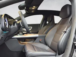 MERCEDES-BENZ CLA 220 4Matic AMG Line Shooting Brake