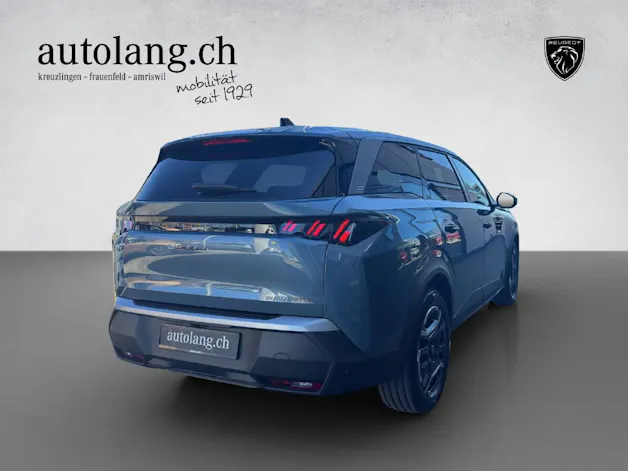 PEUGEOT 5008 e-Allure Premium AWD