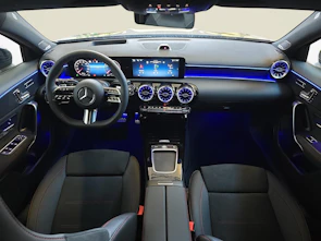 image du véhicule MERCEDES-BENZ A 220 4MATIC AMG Line
