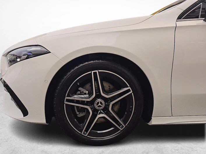 image du véhicule MERCEDES-BENZ A 220