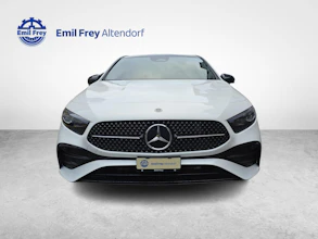 https://vehicle.imgix.net/4386138/fd90a133-da86-46f2-9bd1-417494a827c8.jpg