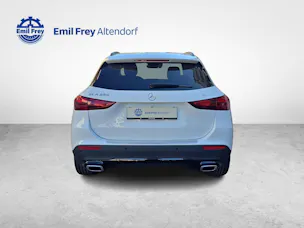 MERCEDES-BENZ GLA 250 4MATIC Swiss Star Progressive