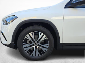 image du véhicule MERCEDES-BENZ GLA 250 4MATIC Swiss Star Progressive