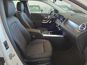 MERCEDES-BENZ GLA 250 4MATIC Swiss Star Progressive