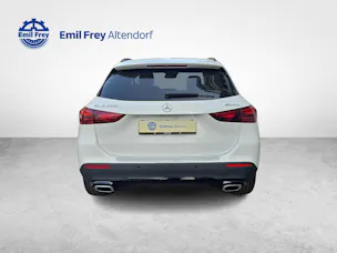 MERCEDES-BENZ GLA 250 4MATIC Swiss Star AMG Line