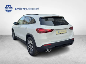 image du véhicule MERCEDES-BENZ GLA 250 4MATIC Swiss Star AMG Line