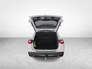 image du véhicule MERCEDES-BENZ GLA 250 4MATIC Swiss Star AMG Line