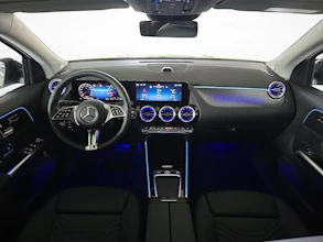 https://vehicle.imgix.net/4386197/9230e56e-f2c1-4638-a4cd-886fc23bc494.jpg