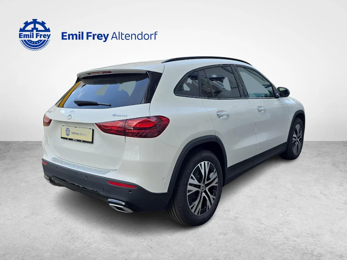 image du véhicule MERCEDES-BENZ GLA 250
