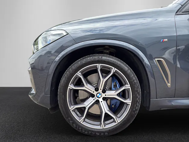 BMW X5 M50i xDrive