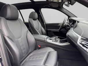 BMW X5 M50i xDrive