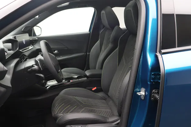 Peugeot 2008 1.2 Hybrid 145 GT Exclusive