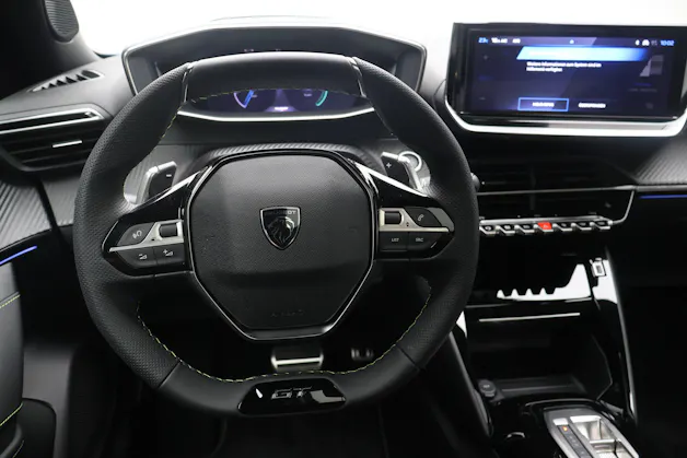 Peugeot 2008 1.2 Hybrid 145 GT Exclusive