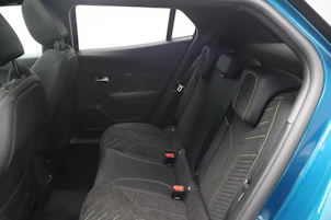 Fahrzeugbild PEUGEOT 2008 1.2 Hybrid 145 GT Exclusive