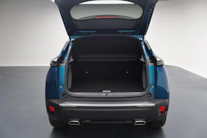 Fahrzeugbild PEUGEOT 2008 1.2 Hybrid 145 GT Exclusive
