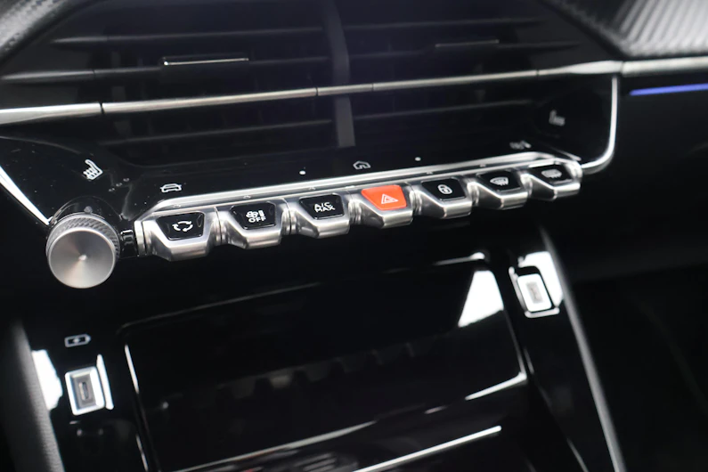 Fahrzeugbild PEUGEOT 2008