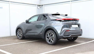 Fahrzeugbild TOYOTA C-HR 2.0 HEV Trend 4x4