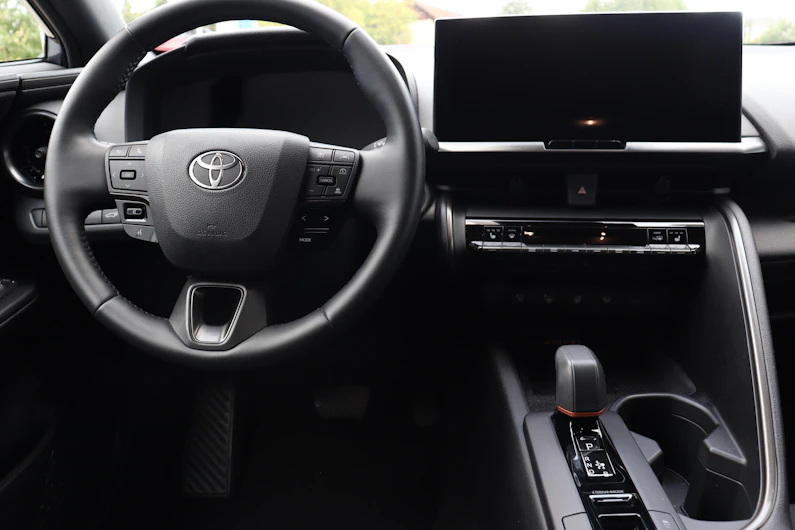 Fahrzeugbild TOYOTA C-HR