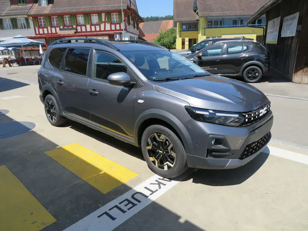 Dacia Jogger 1.8 Hybrid Journey 7P