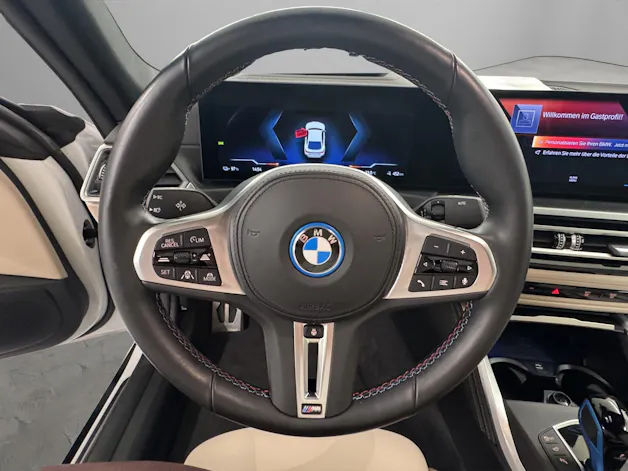 BMW i4 M50