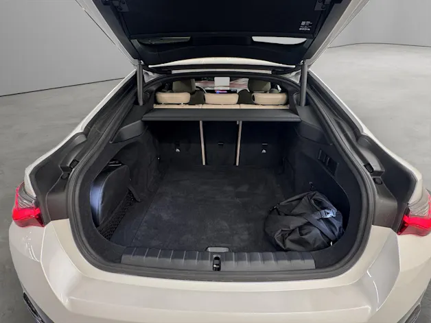 BMW i4 M50