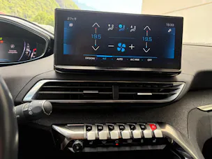 Peugeot 5008 1.5 BlueHDi Allure Pack
