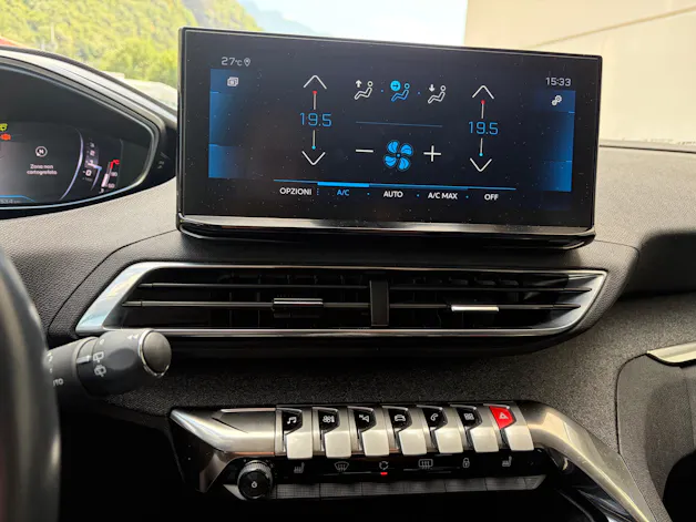 Peugeot 5008 1.5 BlueHDi Allure Pack