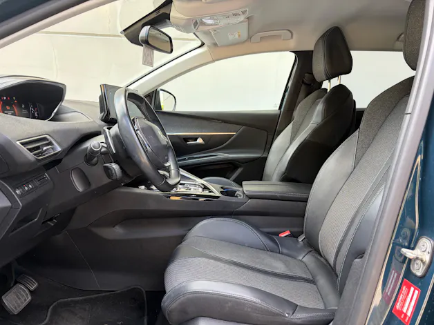 Peugeot 5008 1.5 BlueHDi Allure Pack
