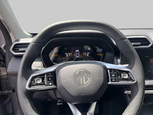 MG ZS 1.5 Hybrid+ Luxury